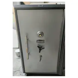 Brankas Dainichi A4 LN Brangkas Tinggi 120 cm Brankas Tahan Api