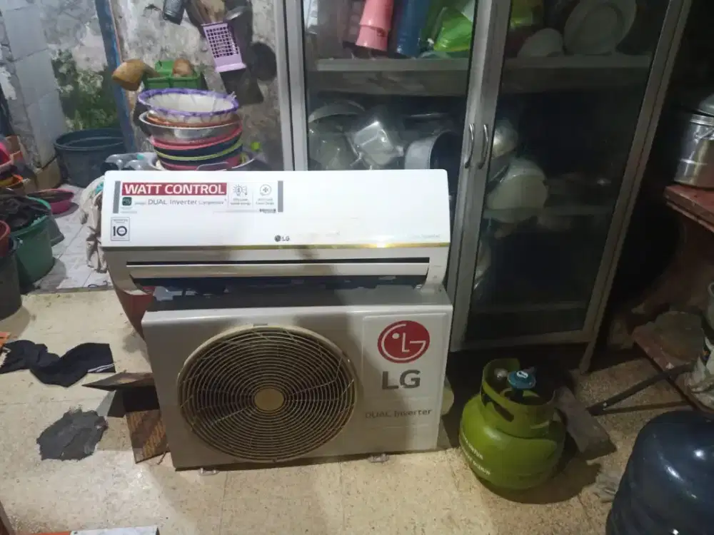 Pusat jual beli AC bekas dan AC rusak