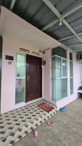 For Rent ! Rumah minimalis