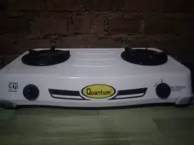 Kompor gas 2 tungku quantum
