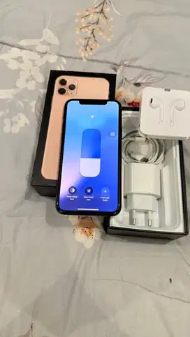 Dijual Iphone 11 Pro 256GB Green Teregister Lengkap