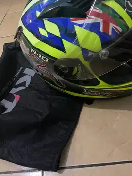 Helm kyt ukuran L