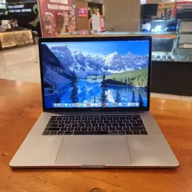 Macbook Pro 15 inch 2018 , Touchbar