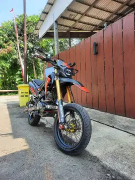 CRF Modif SuperMoto