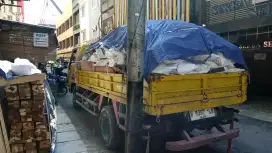 Jasa buang sampah puing dan urugan dan pindahan dll