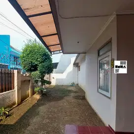 Rumah 2 Lantai Siap Huni Strategis Jalan Bunga Bunga Suhat Malang