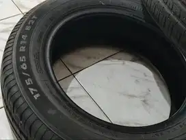 Jual ban Toyota Agya Tubeless Second