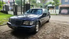 Mercedes benz S320L at