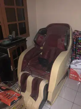 Bangku pijat advance