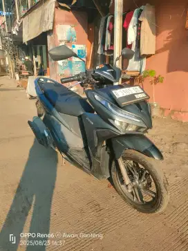 DIJUAL Honda Vario 150 Keylez 2018