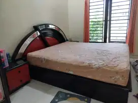 1 set Bed Bekas