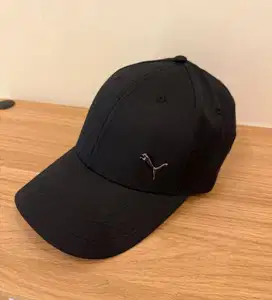 Topi puma hitam ori