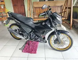 JUWAL : SATRIA FU 150 INJEKSI FU FI 2017 PREDATOR BLACK RX SEMPURNA