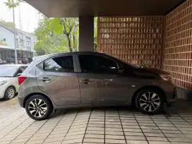 Honda Brio Satya E CVT 2022 upgraded to RS