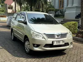 Innova 2.0 G MT 2013 Silver Metalik Pajak07/26 Istimewah Antik