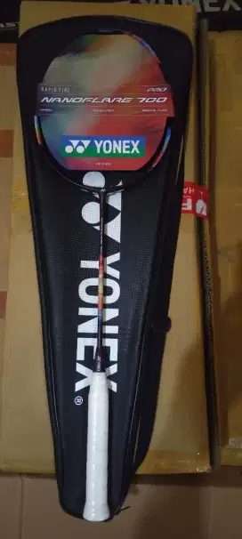 Yonex Nanoflare 700 Pro