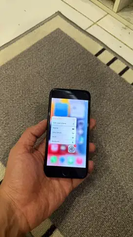 Dijual Iphone 7 Jetblack 128GB Terdaftar