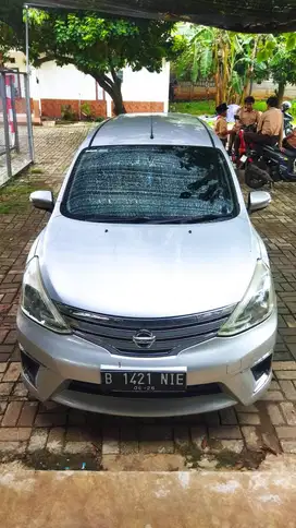 Jual Mobil Grand Livina thn 2016