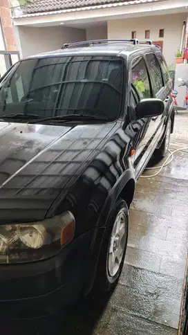 Ford Escape 2004 Bensin