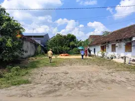 DISEWAKAN LAHAN KOSONG / LAHAN PARKIR – MADIUN