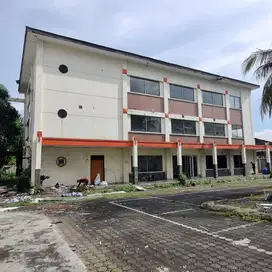 Murah! Gedung dan Gudang Strategis Dekat Exit tol Pasirkoja Bandung