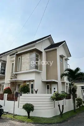 Rumah Hook Luas Area Tasikmadu Soekarno Hatta Blimbing Lowokwaru Malan