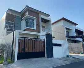 Rumah Modern 2 Lantai Dekat Jalan Raya  Wonorejo Sukoharjo (RA)