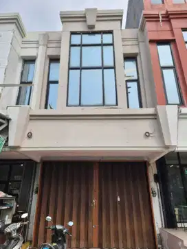 Ruko Kantor strategis di Kelapa Gading, JakUt, 2 lantai, 60,74 sqm