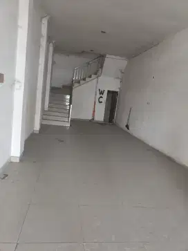 Dijual Cepat Ruko 2 Lantai SHM Luas 75 m² di Jl Cikarang Sukatani