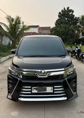 Toyota Voxy 2018 Bensin