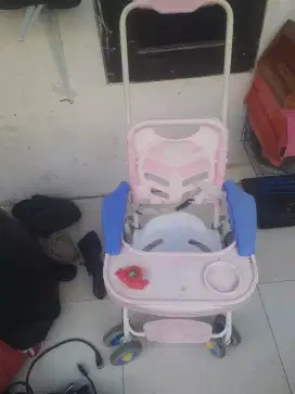 Stroler Bangku anak Lok Kemanggisan