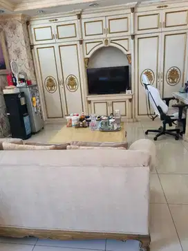 Rumah Rome PIK Uk 10x25 full Furnished Bagus Termurah