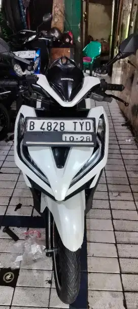 Vario 150 th 2018 km low ORI tgn 1