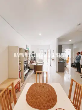 RUMAH BAGUS BARU RENOVASI 2LT DALAM CLUSTER DEKAT TOL BINTARO GRAHA