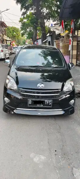 Agya trd 2016 hitam MT
