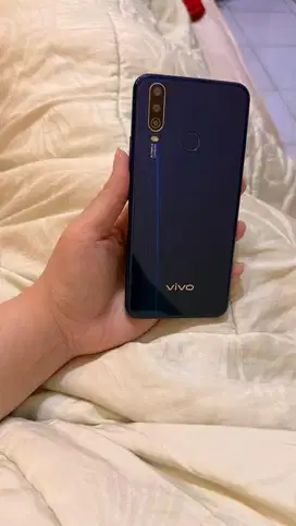 Vivo 1904 RAM 3 / 32 GB