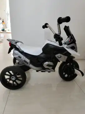 Sepeda Motor Gowes Kayuh Anak Type 888A  sepeda GOWES roda 3 JALAN