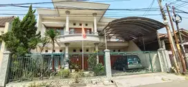 Rumah Mewah 2 Lantai Jln Papa2 Dekat Suhat