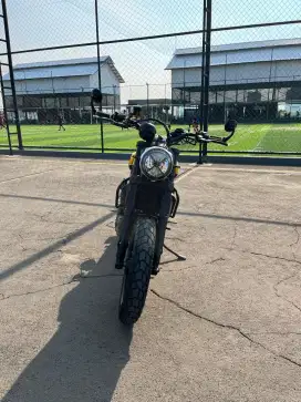 Ducati Scambler 800 full Throtlle  2019