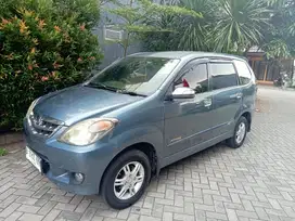 Daihatsu Xenia 2010 Bensin