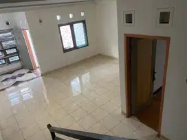JUAL CEPAT! Rumah Siap Huni Kosongan di Graha Sunter Pratama