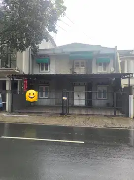 Di Jual Rumah Di Kawasan Strategis Bsd City Serpong Tangerang