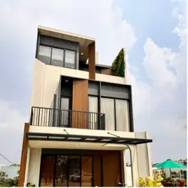 RUMAH DI JAKARTA BARAT (SEMANAN)