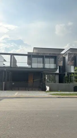 Mewah 2 lantai Anggapati kotabaru parahyangan