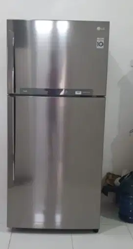 Kulkas Sharp 2pintu besar