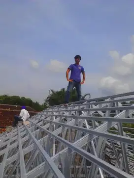 Baja Ringan BIMATRUSS Ahlinya Renovasi Atap Lapuk Area SLEMAN