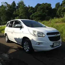 Chevrolet spin 2013 bensin 1.2 2013 keluarga mpv 3 baris