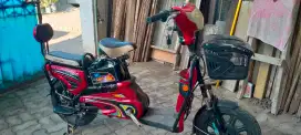 sepeda listrik super rider AKI BARU BELI awet poll