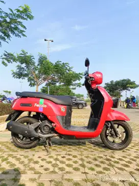 Dijual cepat Yamaha Fazzio 2024 merah