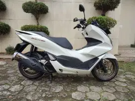 HONDA PCX 160 ABS TAHUN 2024 LOW KM SIAP PAKAI